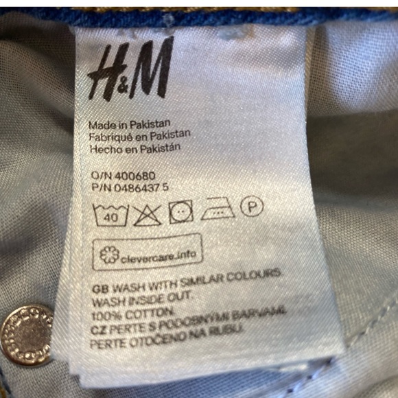 H&M Coachella Collection Shorts - Picture 7 of 9